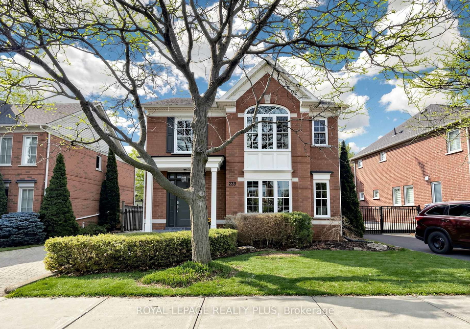 239-westfield-trail-oakville-ontario-w13692072