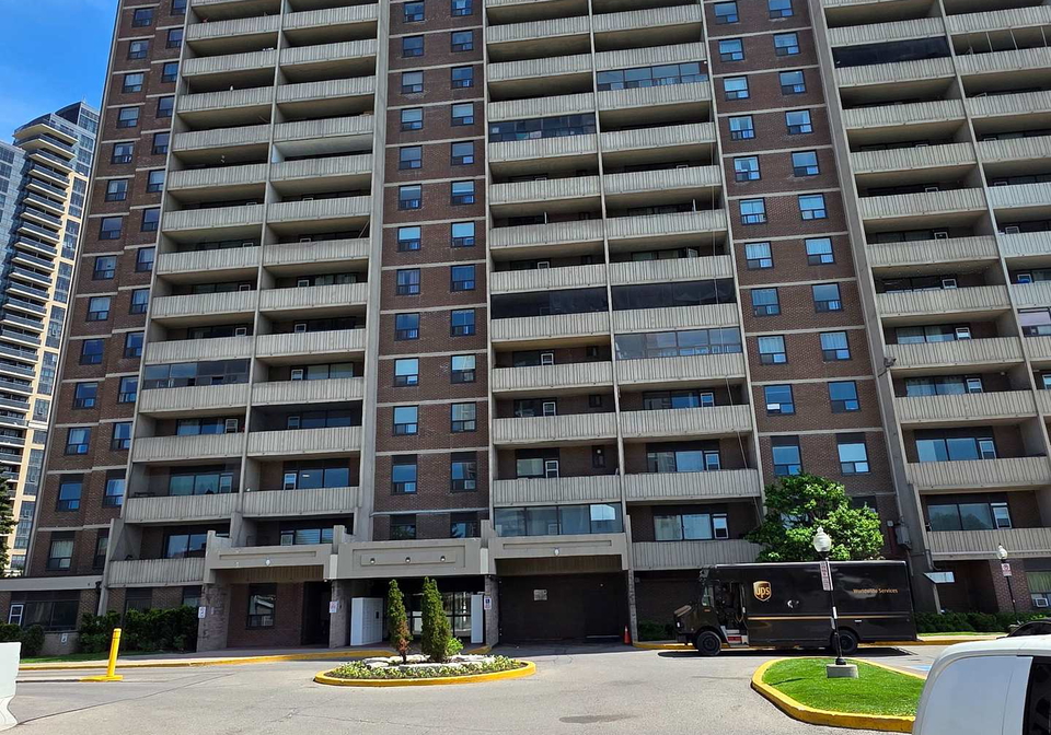3390-weston-road-toronto-york-ontario-w13692088