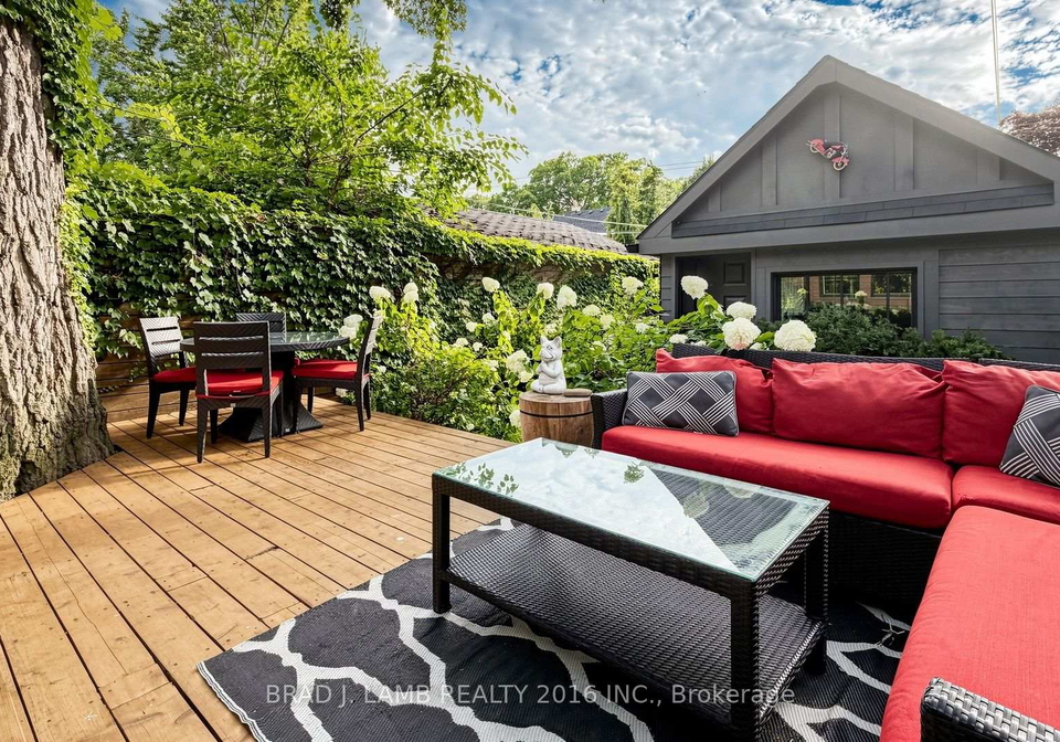 154-fairview-avenue-toronto-toronto-ontario-w13692126