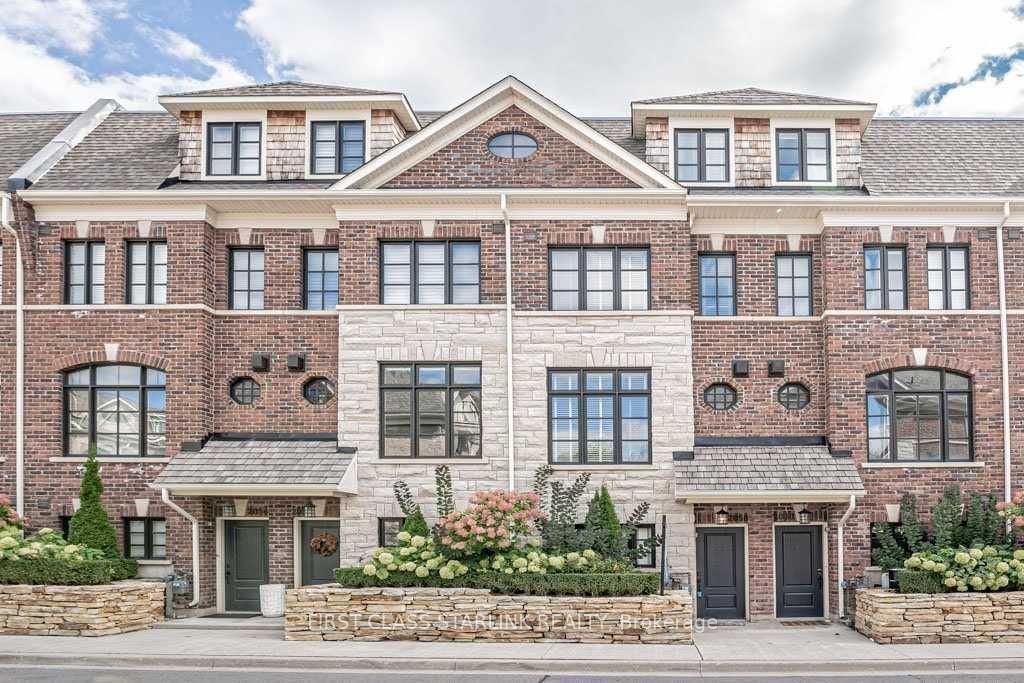 2058-queensborough-gate-mississauga-ontario-w13692412