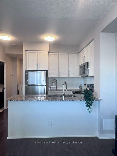 840-queens-plate-drive-toronto-etobicoke-ontario-w13692454