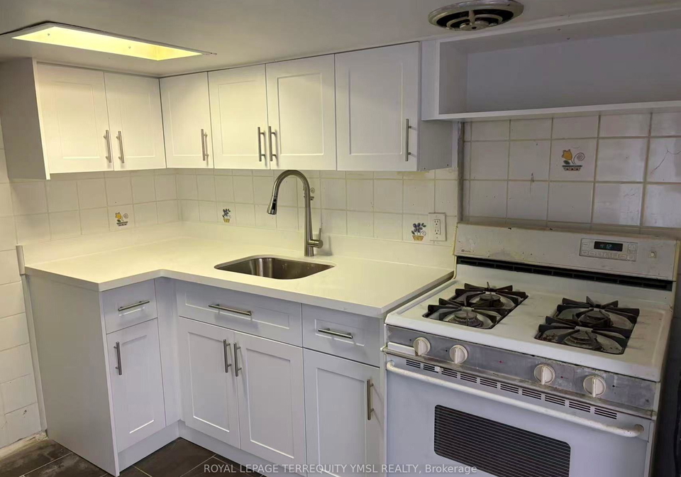 1228-dufferin-street-toronto-toronto-ontario-w13692576