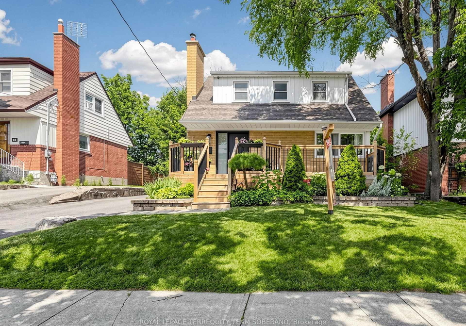 64-clearbrooke-circle-toronto-etobicoke-ontario-w13692638