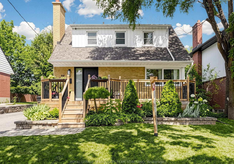 64-clearbrooke-circle-toronto-etobicoke-ontario-w13692638