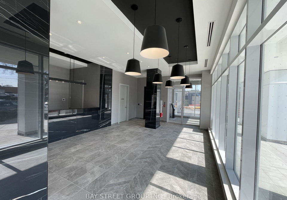 10-wilby-crescent-toronto-north-york-ontario-w13692668
