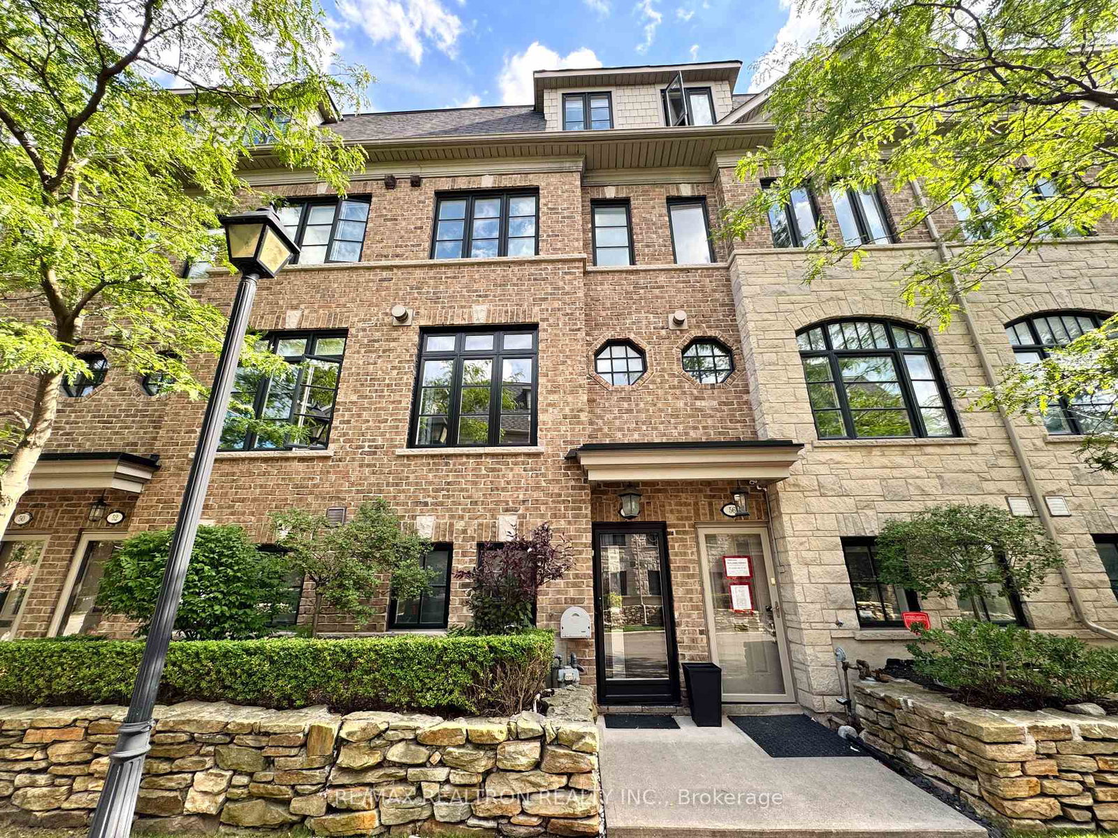 54-cormier-heights-toronto-etobicoke-ontario-w13692796