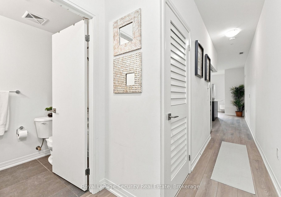 408-browns-line-toronto-etobicoke-ontario-w13692840