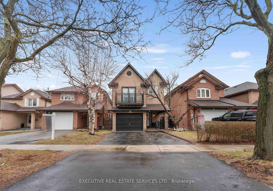 21-garden-avenue-brampton-ontario-w13692894