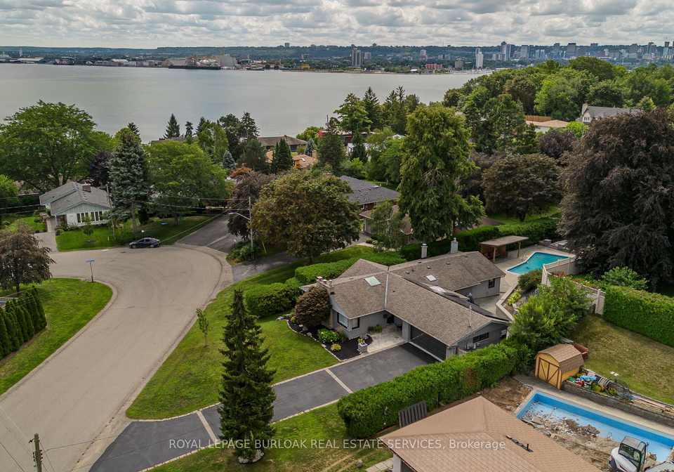 892-north-shore-boulevard-w-burlington-ontario-w13693048