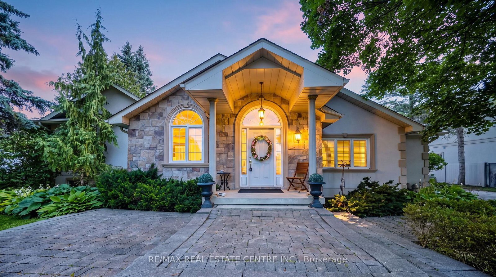 6961-second-line-w-mississauga-ontario-w13693060