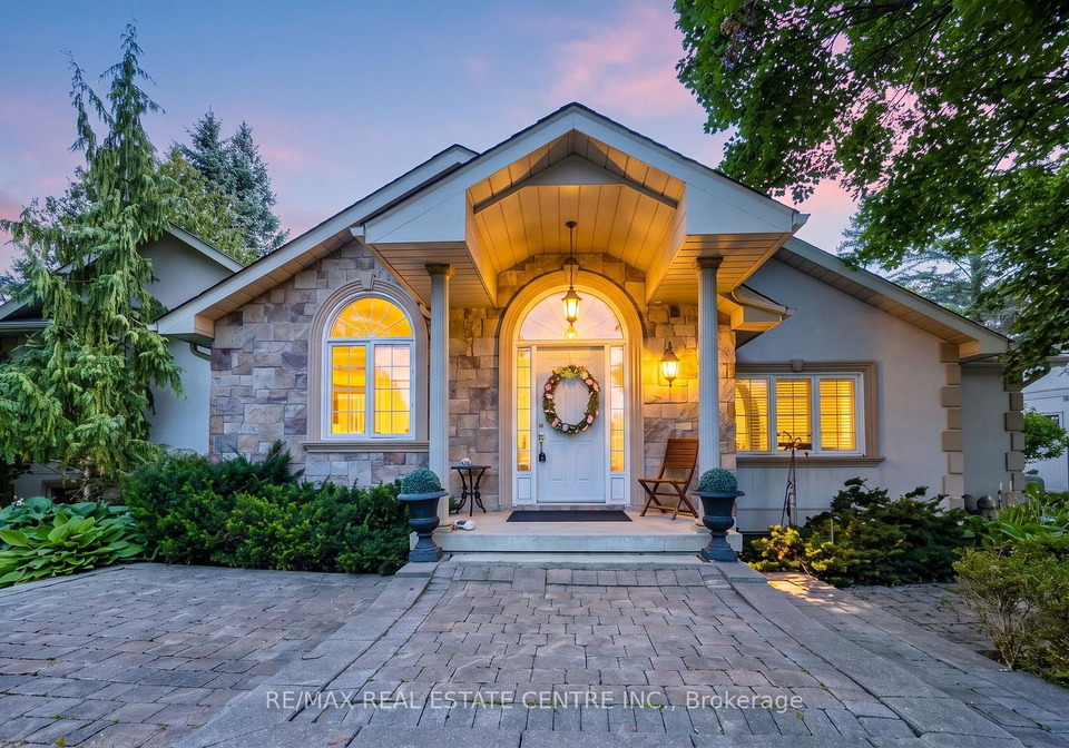 6961-second-line-w-mississauga-ontario-w13693060