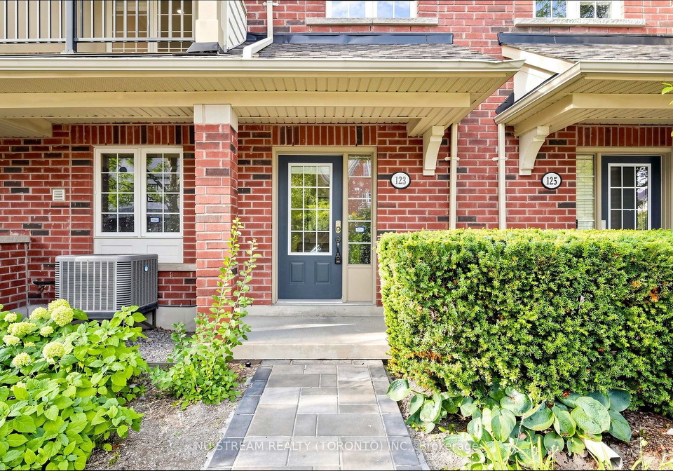 123-georgian-drive-oakville-ontario-w13693174