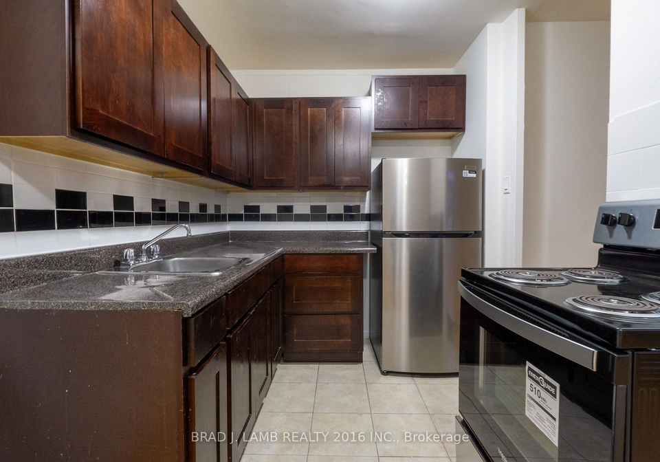 4-hill-heights-road-toronto-etobicoke-ontario-w13693248