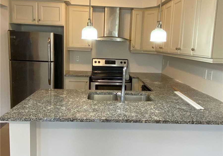 3090-gardenia-gate-oakville-ontario-w13693254