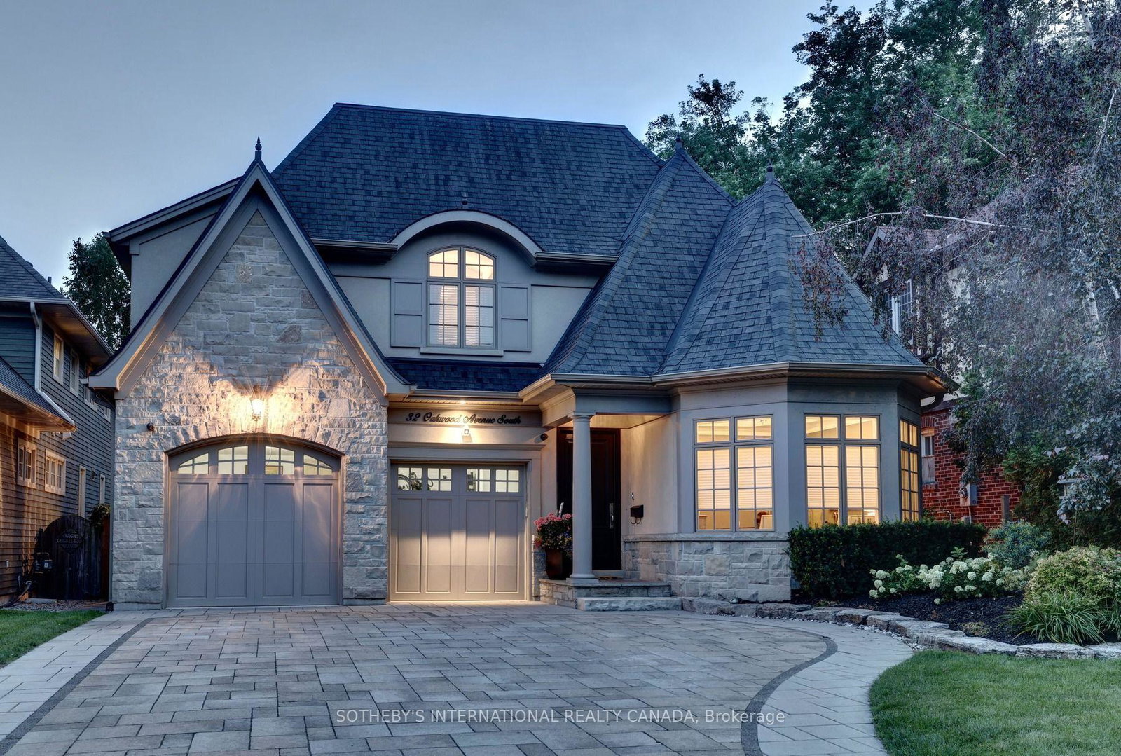 32-oakwood-avenue-s-mississauga-ontario-w13693266