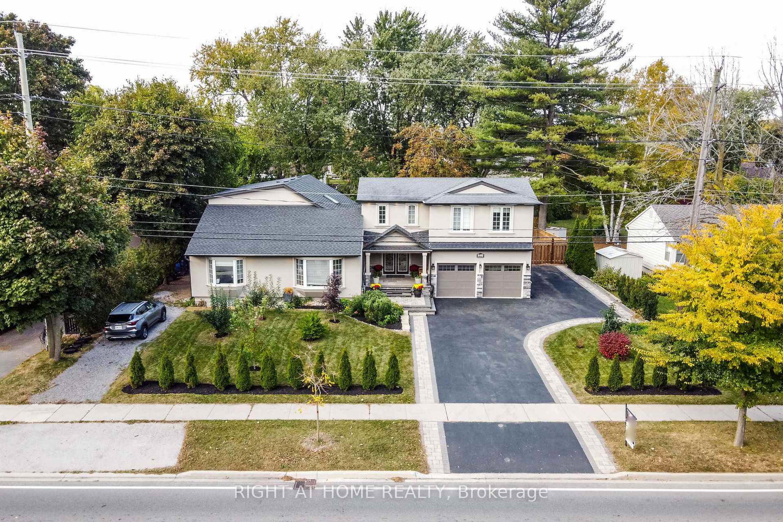 2463-rebecca-street-oakville-ontario-w13693438