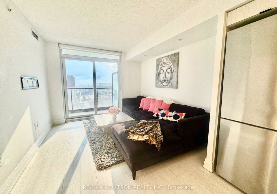 30-gibbs-road-toronto-etobicoke-ontario-w13693522