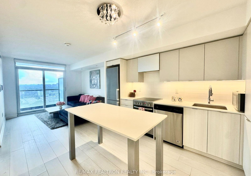 30-gibbs-road-toronto-etobicoke-ontario-w13693522