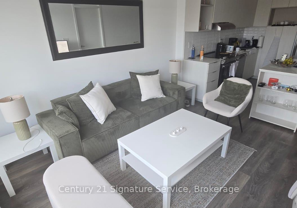 2520-eglinton-avenue-w-mississauga-ontario-w13693524