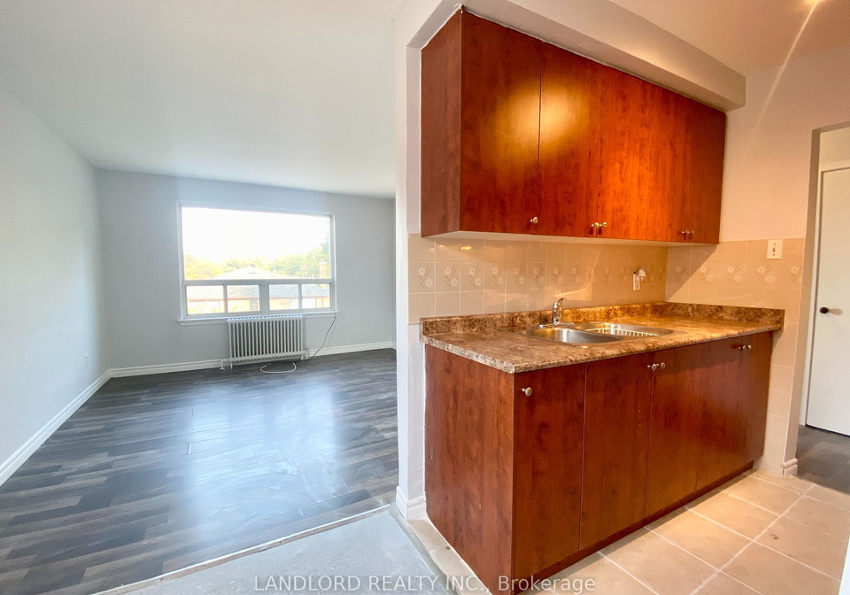 127-scarlett-road-toronto-toronto-ontario-w13693622