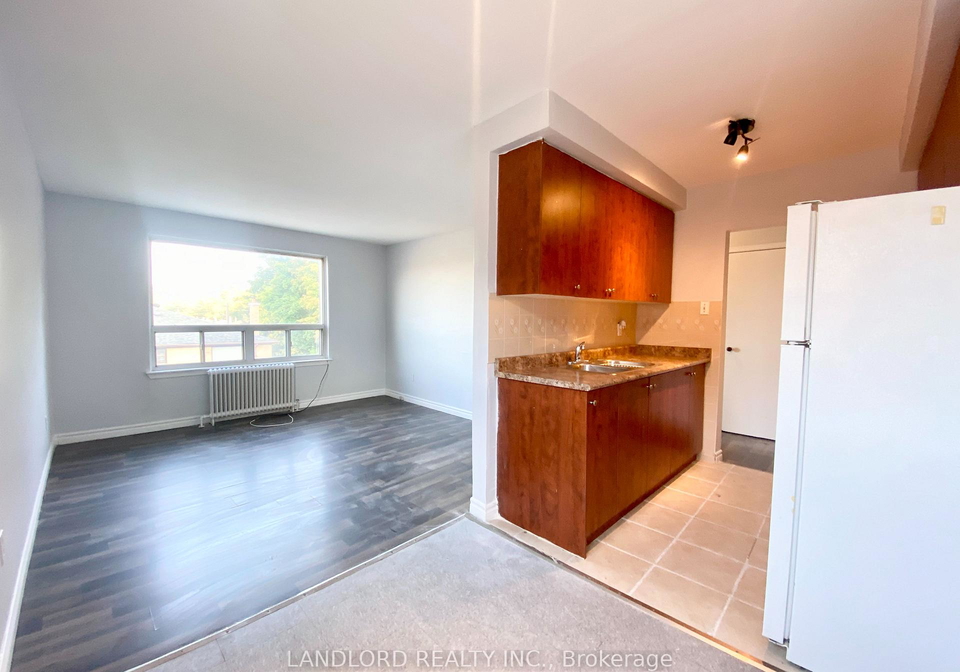 127-scarlett-road-toronto-toronto-ontario-w13693622