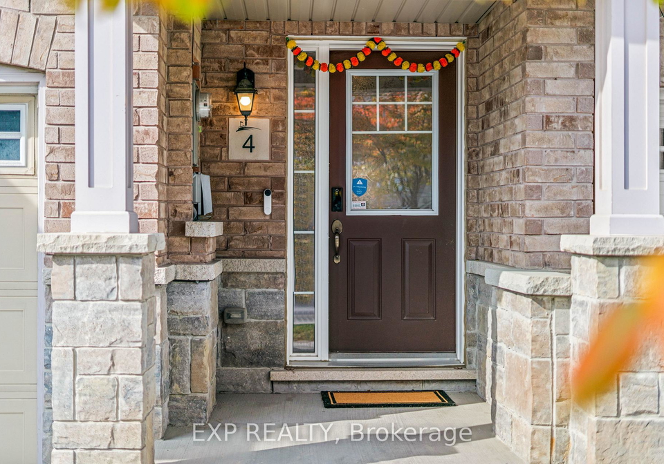 4-magdalene-crescent-brampton-ontario-w13693656