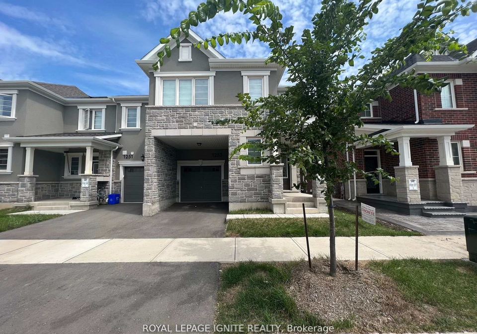 1253-redbud-gardens-milton-ontario-w13693726