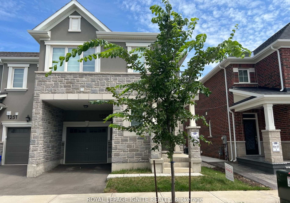 1253-redbud-gardens-milton-ontario-w13693726