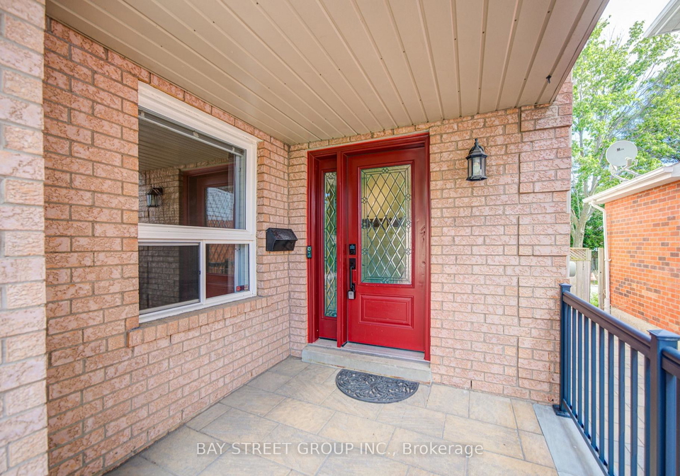 5922-dalebrook-crescent-mississauga-ontario-w13693770