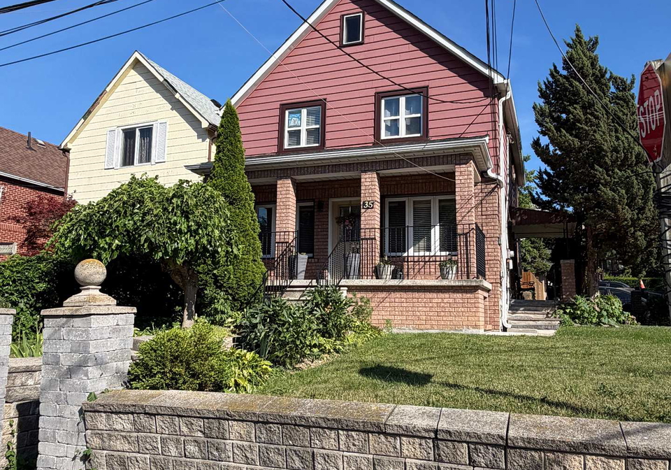 35-hillary-avenue-toronto-toronto-ontario-w13693880