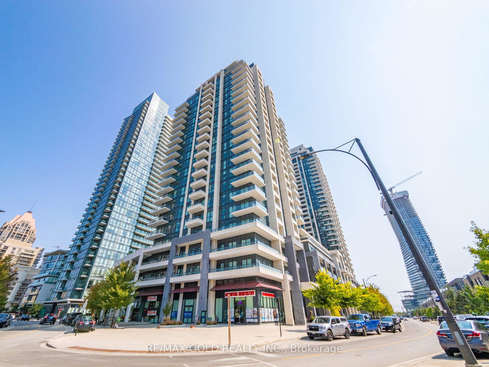 4085-parkside-village-drive-mississauga-ontario-w13693896
