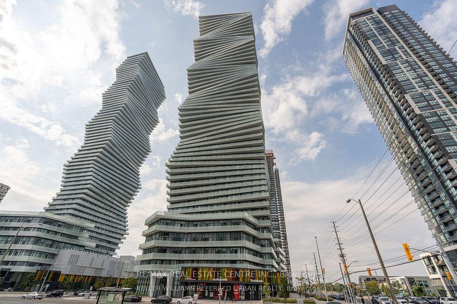 3900-confederation-parkway-mississauga-ontario-w13694052