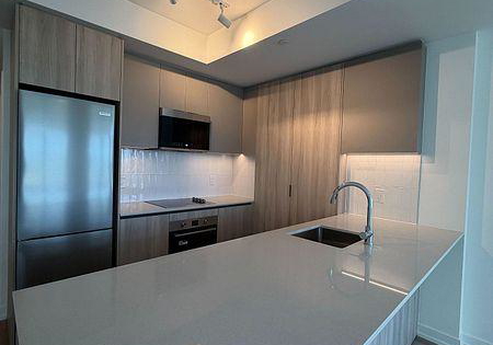 2485-eglinton-avenue-w-mississauga-ontario-w13694092