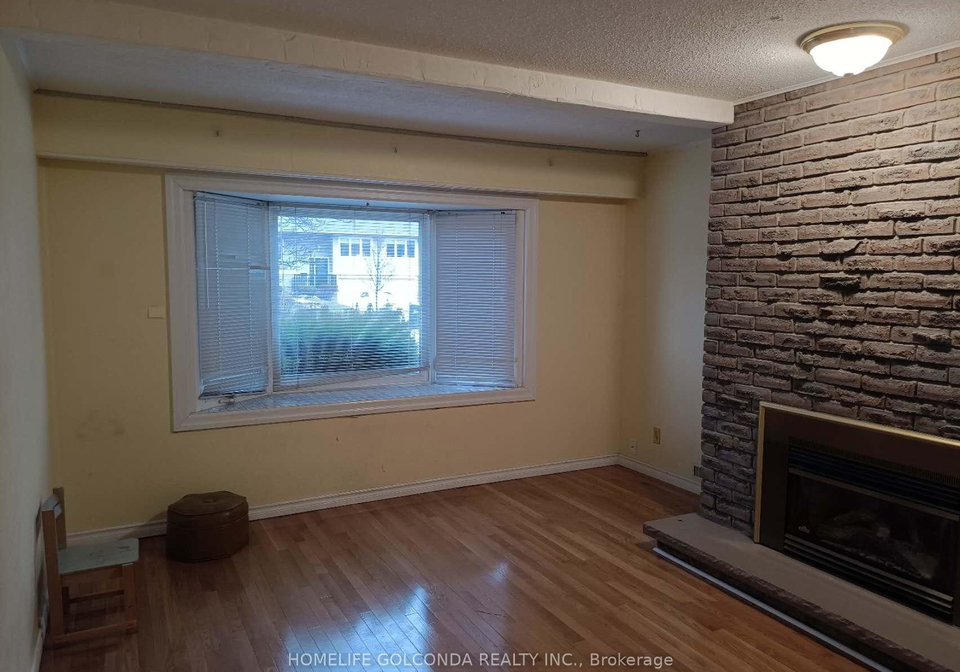 2475-council-ring-road-mississauga-ontario-w13694718
