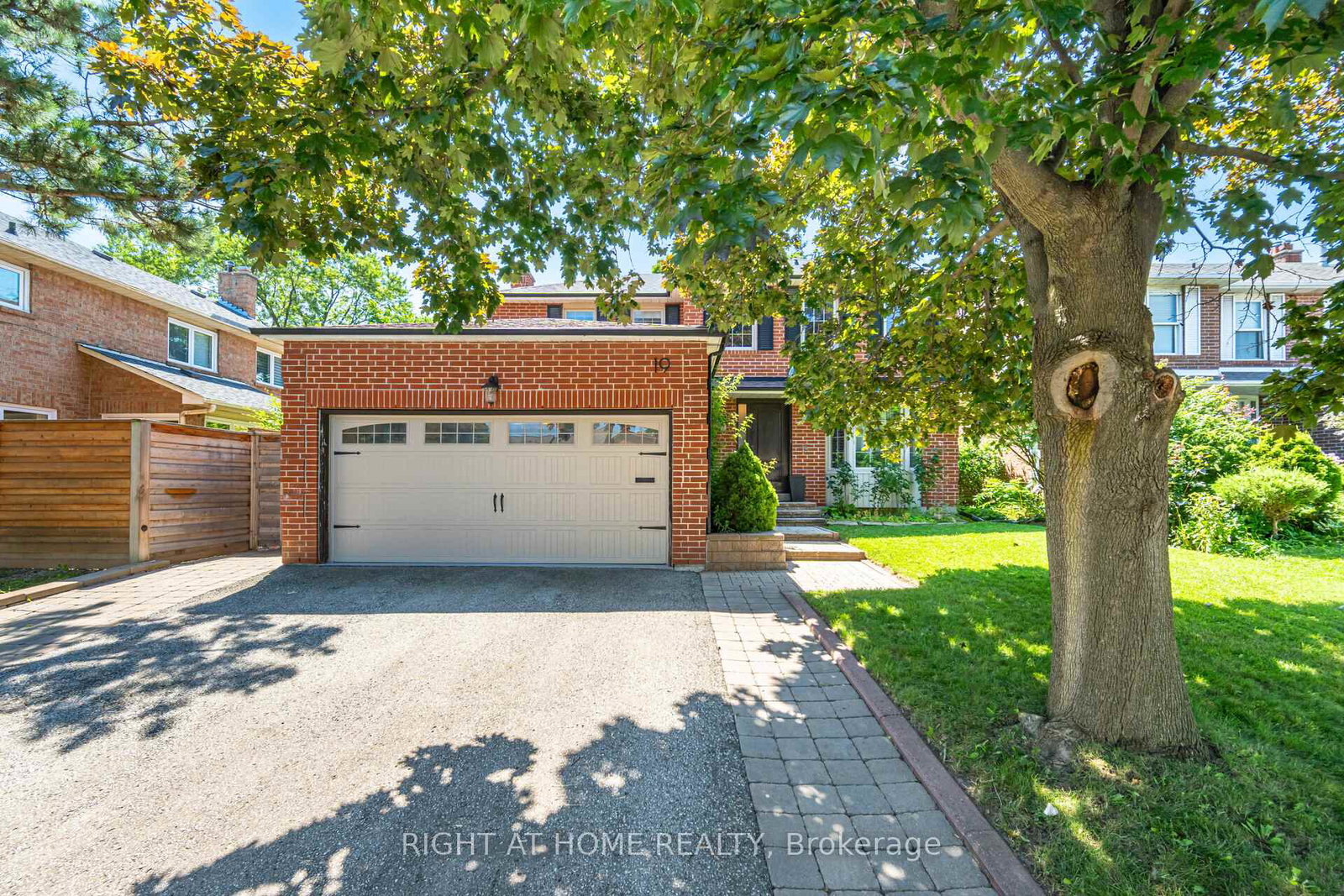 19-talgarth-road-toronto-etobicoke-ontario-w13694834
