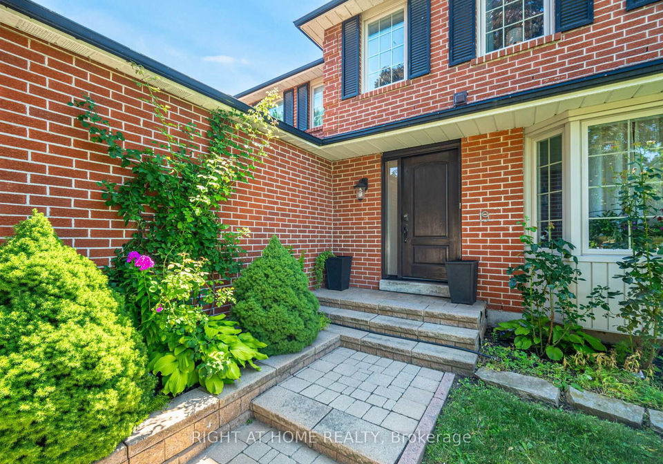 19-talgarth-road-toronto-etobicoke-ontario-w13694834