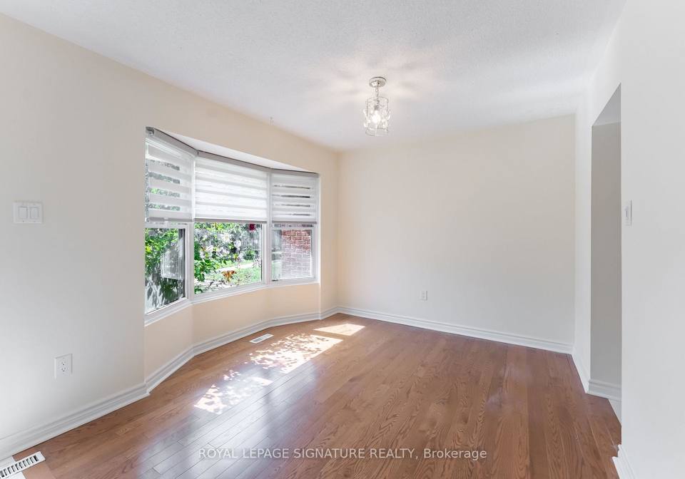 2825-gananoque-drive-mississauga-ontario-w13694838