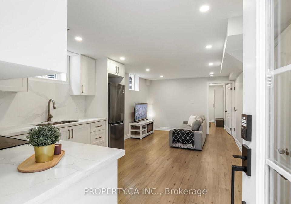 891-willowbank-trail-mississauga-ontario-w13694894