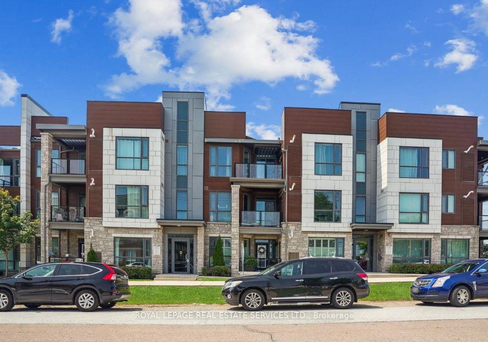 2388-khalsa-gate-oakville-ontario-w13695016