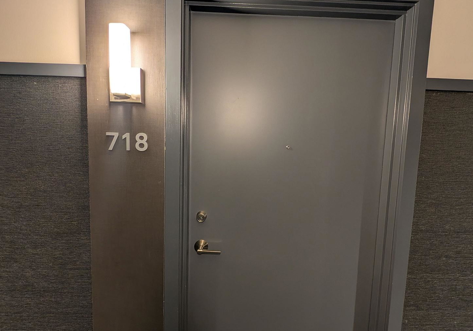 2485-eglinton-avenue-w-mississauga-ontario-w13695092