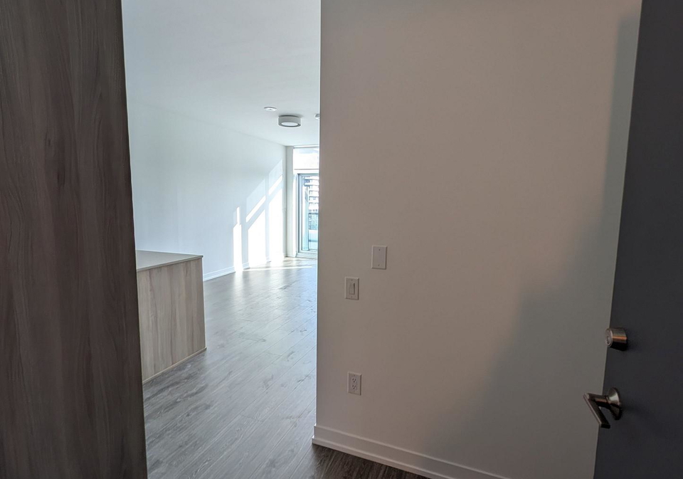 2485-eglinton-avenue-w-mississauga-ontario-w13695092