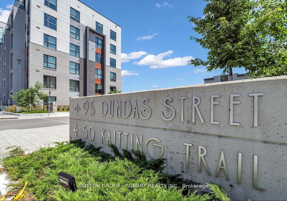 95-dundas-street-oakville-ontario-w13695264