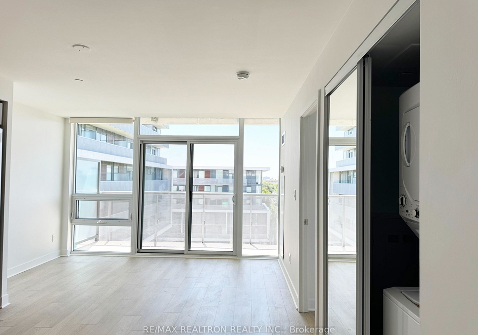 160-flemington-road-toronto-north-york-ontario-w13695278