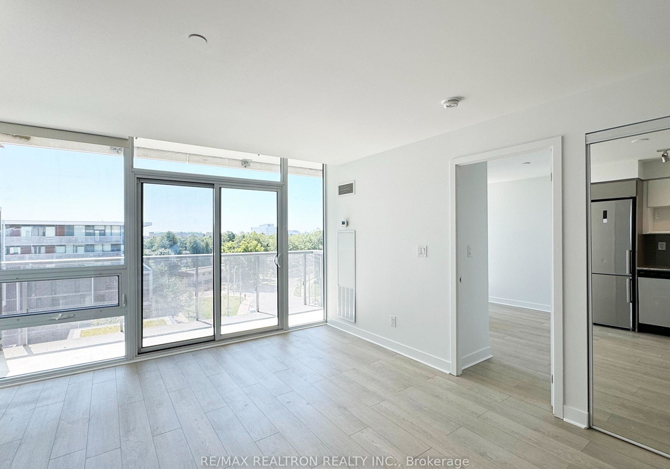 160-flemington-road-toronto-north-york-ontario-w13695278