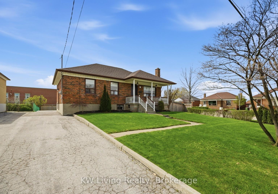 1-bayford-avenue-toronto-york-ontario-w13695306