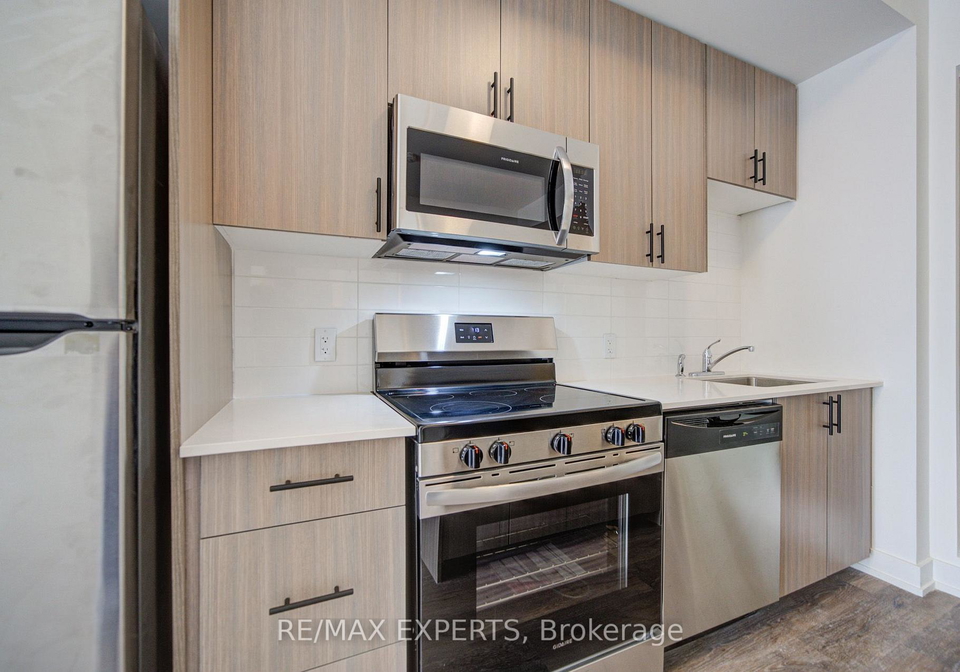 2475-old-bronte-road-oakville-ontario-w13695358