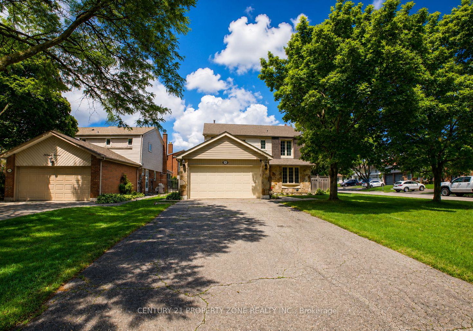 27-madrid-crescent-n-brampton-ontario-w13695444