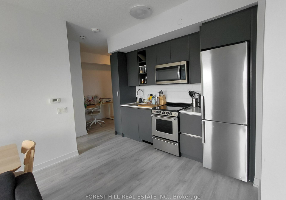251-manitoba-street-toronto-etobicoke-ontario-w13695516