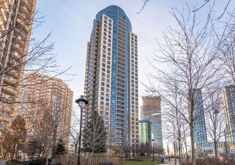 330-burnhamthorpe-road-mississauga-ontario-w13695544