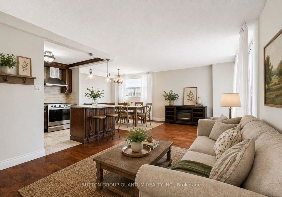 2345-confederation-parkway-mississauga-ontario-w13695616